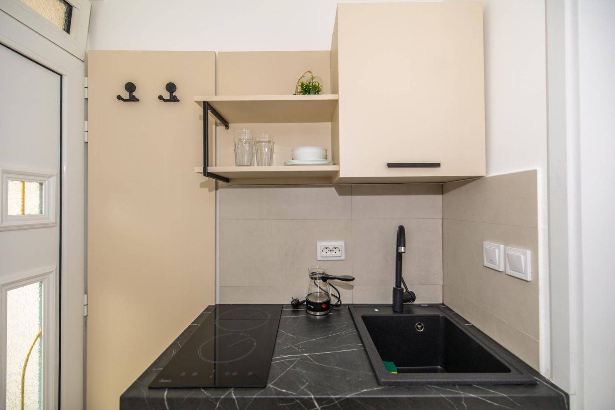 Apartments Irena Bečići Eksteriør billede