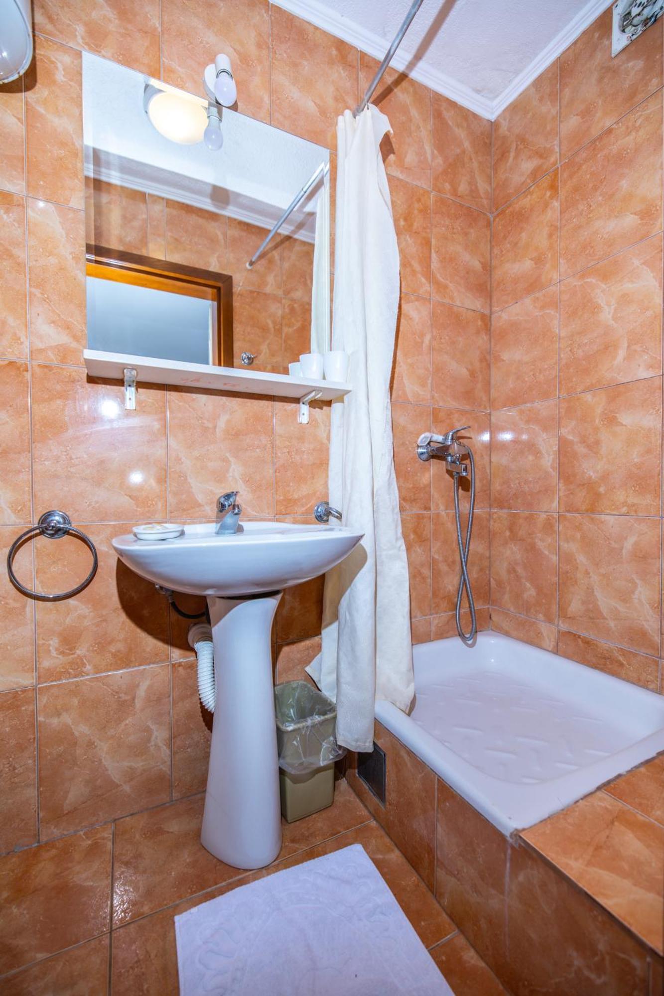 Apartments Irena Bečići Eksteriør billede