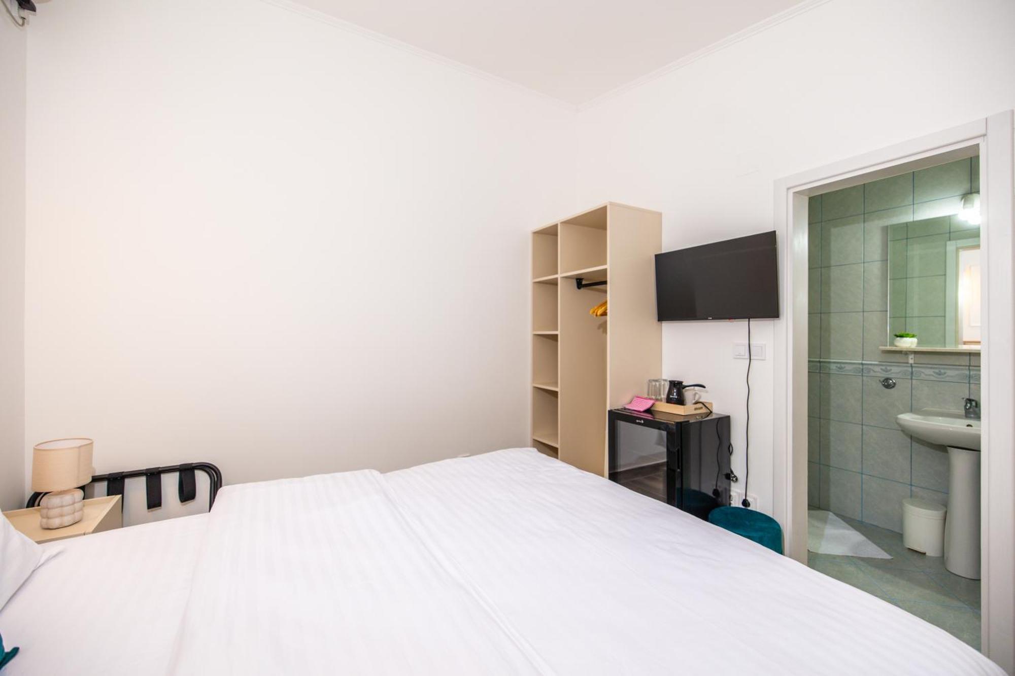 Apartments Irena Bečići Eksteriør billede